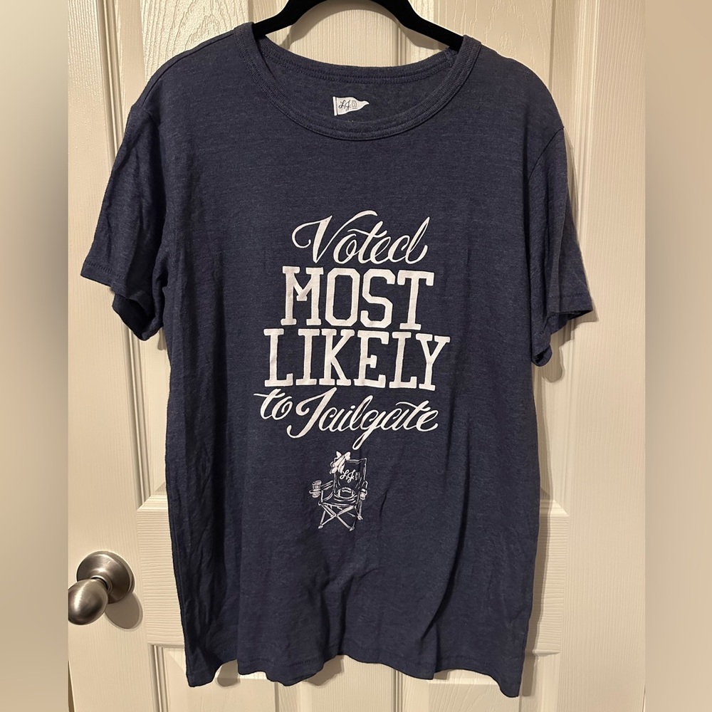 Graphic Tee - Short Sleeve. GUC